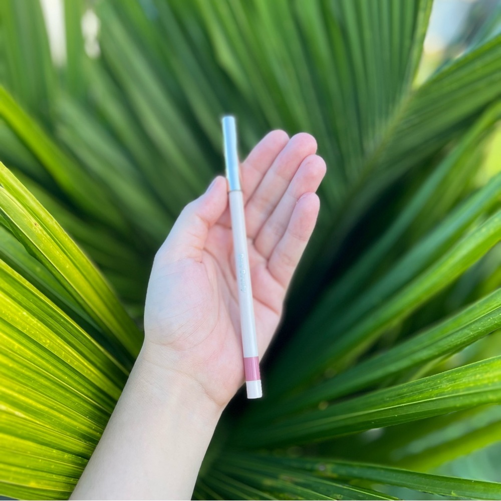 Rare Beauty Kind Words Matte Lip Liner • Worthy